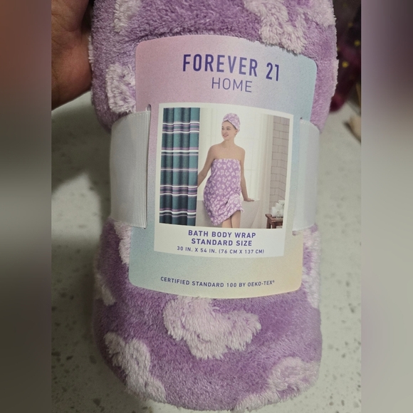 Forever 21 Home Purple Bath Body Wrap - Picture 4 of 5
